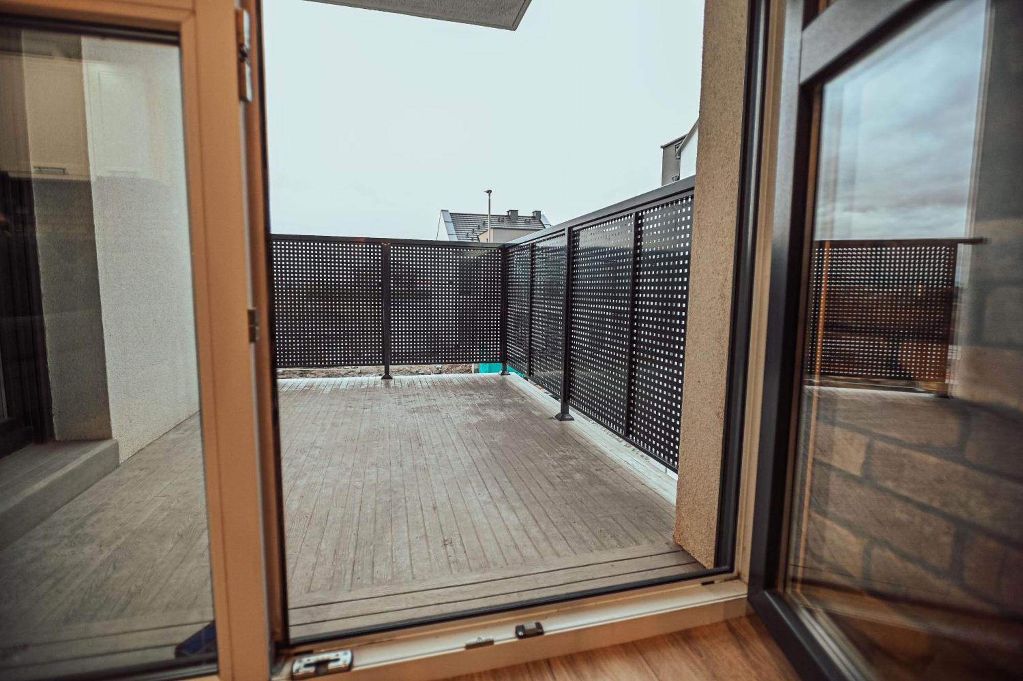 Loft Luxury Apartment & Parking Leszno  Exterior photo